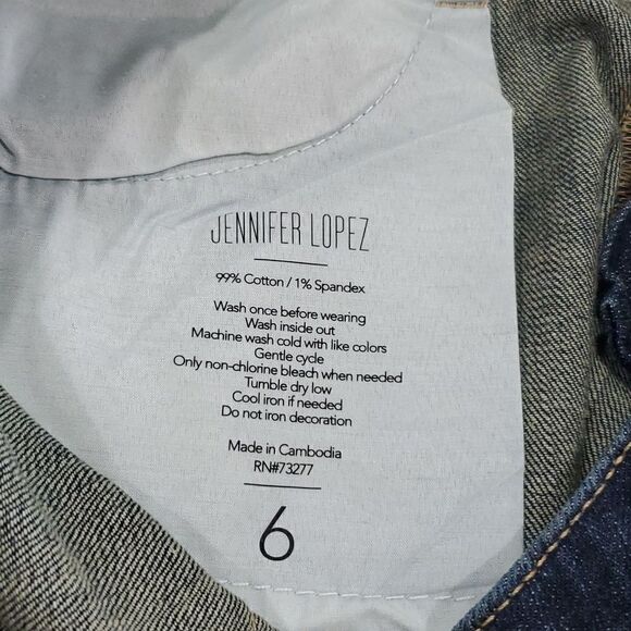 Jennifer Lopez, Denim, Boyfriend Distressed Shorts, Nwot,  Size 6 - Picture 5 of 5